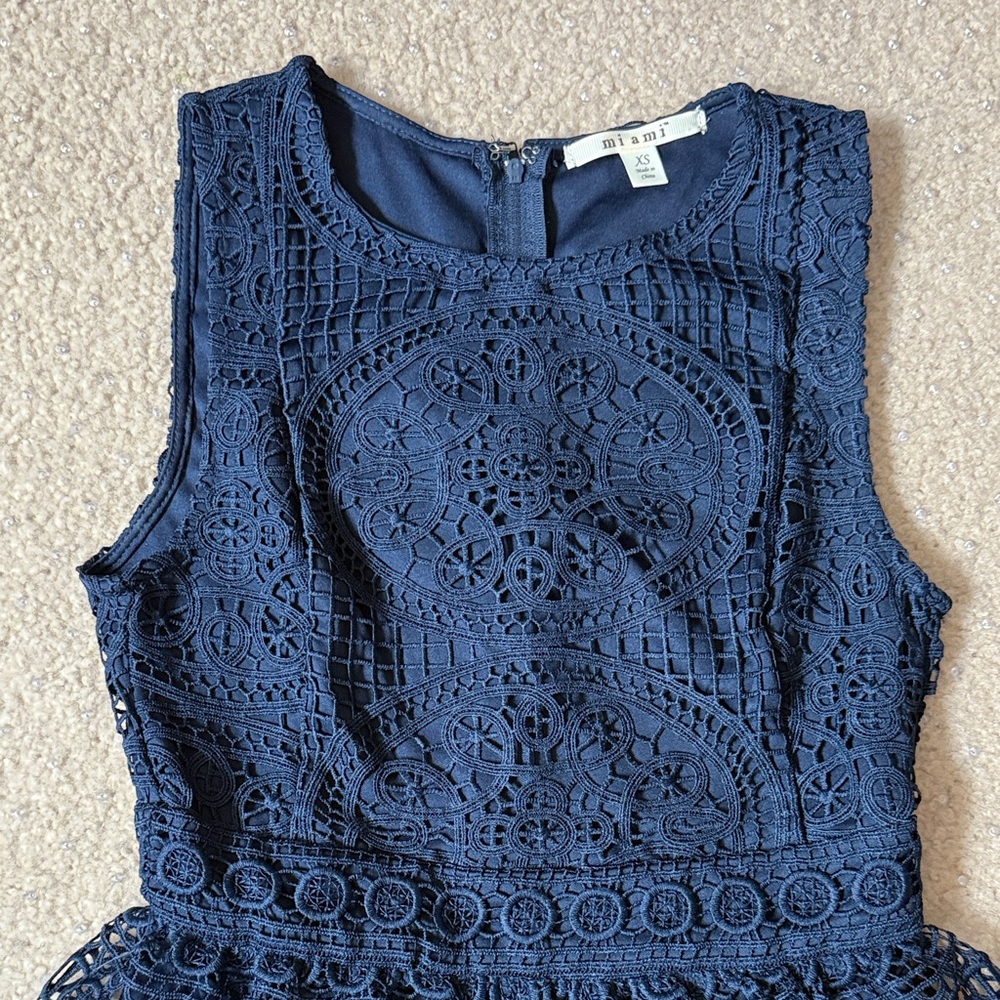 Chic Navy Lace Midi Dress - Picture 2 of 5